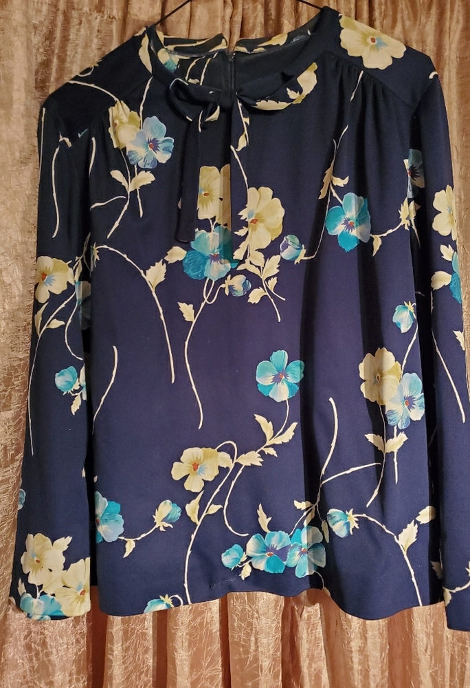 Handmade Floral navy blue blouse and skirt set